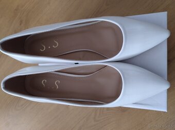 Predám biele lodičky ( svadobné) - 5