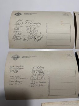 Predam velke formaty pohladnic  hokejistami 1952 a 1959 - 5