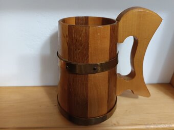 Staré drevené črpaky v dobrom stave - 5