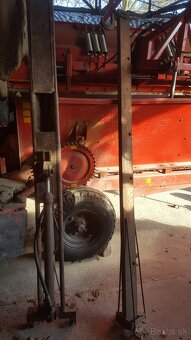 žeriav na traktor - 5