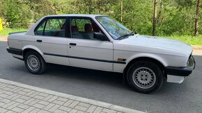 BMW e30 324d sedan - 5