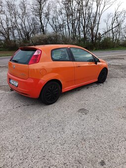 Fiat Grande Punto - 5