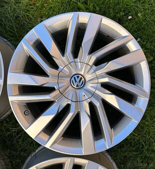 Predám original VW Osorno R19 sadu - 5