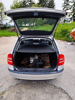 Rozpredam na diely octavia combi 2 , II 2.0 tdi - 5