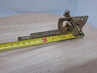Predám starý mosadzný KLINOMETER (náklonomer) 65 € - 5