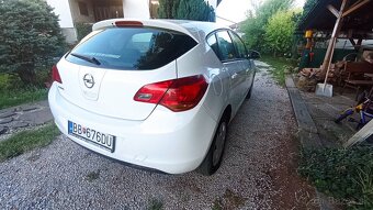Opel Astra - 5