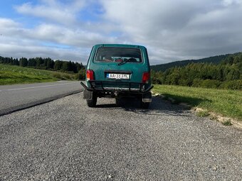 Lada Niva 1.7i 4x4 - 5
