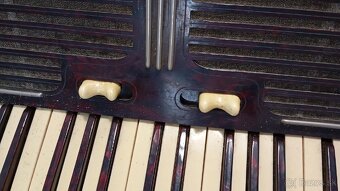 akordeón KEBRDLE - 5