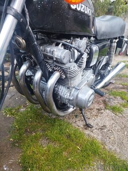 Suzuki GSX 750 - 5