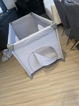 Cestovná postieľka + matrac + plachty - 5