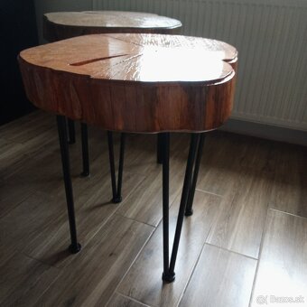 Dizajnový konferenčný stolík – masívny kmeň, kovové nohy - 5