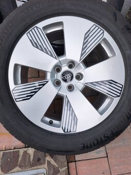 Elektróny Audi 5x112 R19 - 5