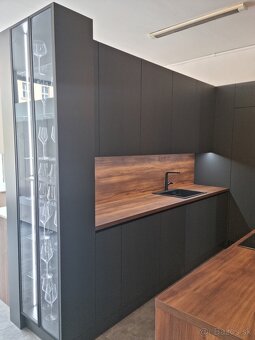 Kuchynská linka - 5