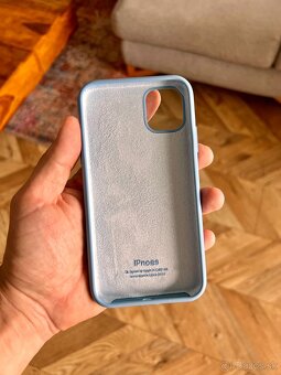 Nový silikónový Apple kryt na iPhone 11 - 5
