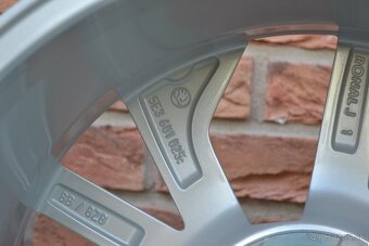5x112 R18 Hliníkové disky Originál Škoda Octavia IV AVIOR - 5