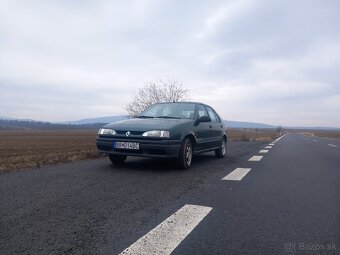 Renault 19 - 5