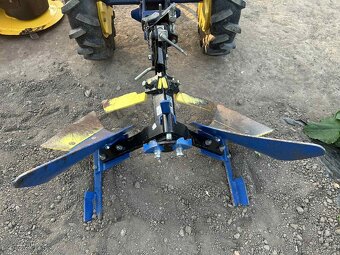 Ponúkam na predaj továrenský malotraktor Agzat - 5