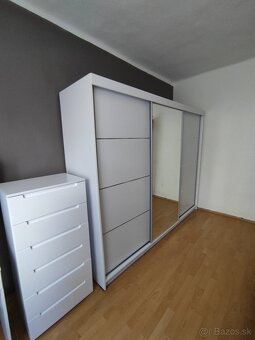 Montáž a demontáž nábytku - 5