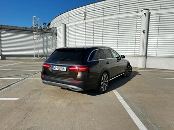 Mercedes-Benz E 220 d 4MATIC AllTerrain - 5