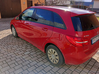 Mercedes-Benz trieda B180 - 5