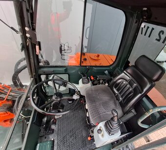 Predam kolesovy bager Yanmar B50W - 5