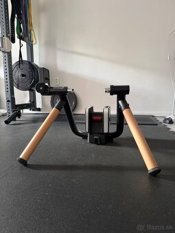 Inteligentný cyklotrenažér Elite TUO - 5