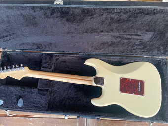 Fender Deluxe Stratocaster USA 2008 - 5