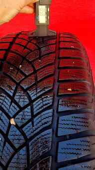 ZIMNÉ PNEUMATIKY GOODYEAR ULTRA GRIP 215/60 R16 99H - 5