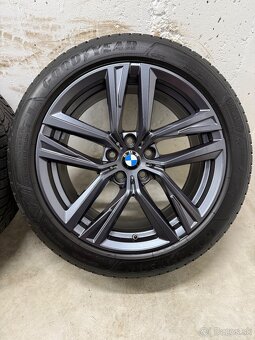 Zimná sada 5x112 R18 245/45/18 BMW rad 4 , i4 G26 Style 853 - 5