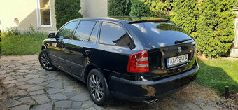 Škoda Octavia Combi 2.0 TDI Elegance DSG - 5