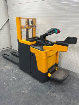 Predam VZV Jungheinrich ERD 220 ručne vedený - 5