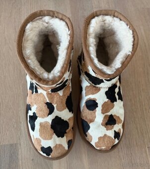 Dámske UGG Classic Cow veľkosť 36 - 5