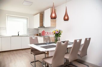 Komfortný 4izbový dom v Dunajskej Strede - 5