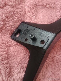 Podstavec na TV LG, nožičky - 5