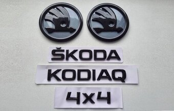 Škoda znaky nápis čierny logo znak - 5