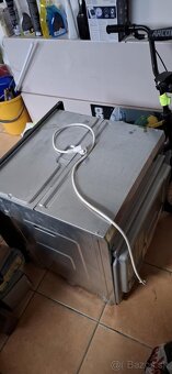 Vstavaná elektrická rúra - 5