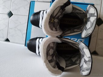 Bauer Vapor X3 - 5