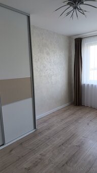 Predám priestranný 4-izbový byt v pokojnej a tichej lokalite - 5