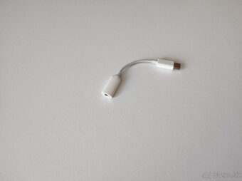 Slúchadla Samsung, Sony kryt, USB nabíjačka, AUX kábel - 5