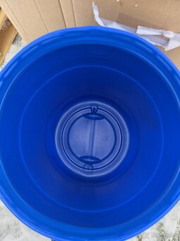 Plastové Sudy 70 litrov - 5