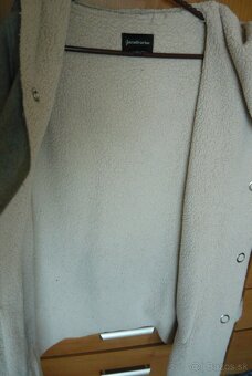 dámsky kabátik s kapucou - 5