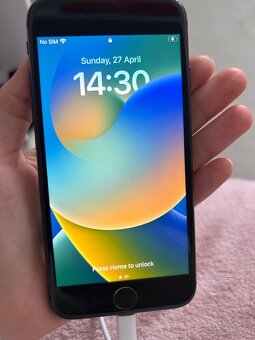 iPhone 8 64GB - 5