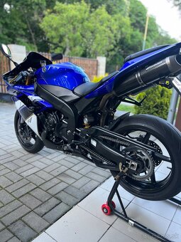 Yamaha YZF R1 - 5