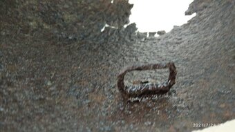 Vojenská helma VZ 32 s priestrelom - torzo - Military helmet - 5