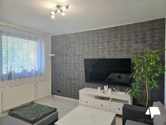 Prenájom veľký 4-izbový byt Nitra, Južná ul.- terasa, loggia - 5