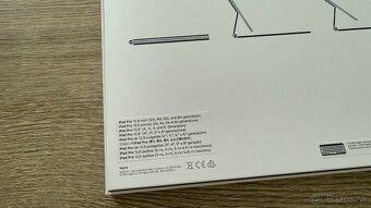 Apple Magic Keyboard pre iPad Pro 12.9 - 5