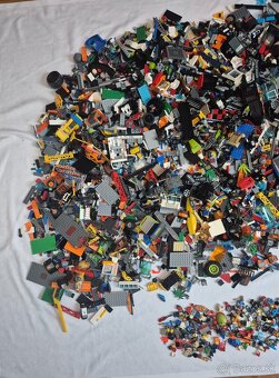 Lego mix 21,5 kg cca cista vaha - 5