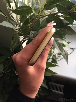 iPhone XR 64GB yellow - 5