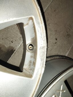 Elektróny Volvo XC R17 - 5