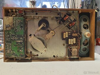 TESLA  B90  na  diely - 5